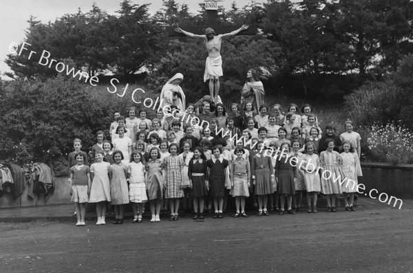 GROUP OF CHILDREN FROM NATIONAL SCHOOL AT CLOSE OF RETREAT